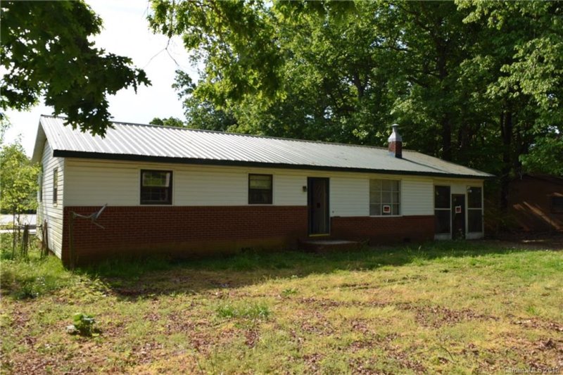 Property image 2 at 534 Long Shoals Road, Lincolnton, NC 28092