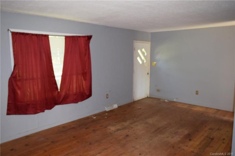 Property image 5 at 534 Long Shoals Road, Lincolnton, NC 28092