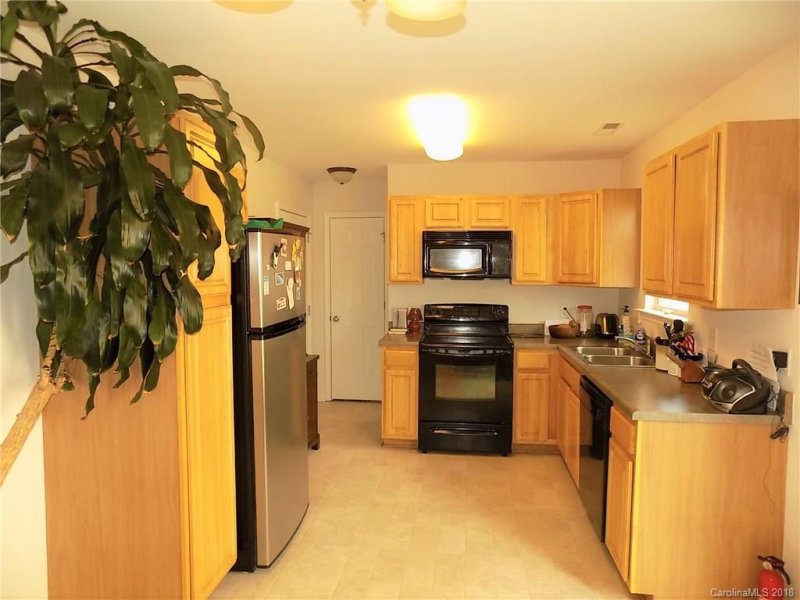 Property image 4 at 49 Amersham Lane, Fletcher, NC 28732