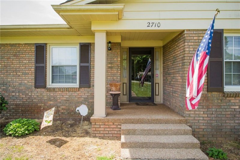 Property image 3 at 2710 24th Avenue, Hickory, NC 28601