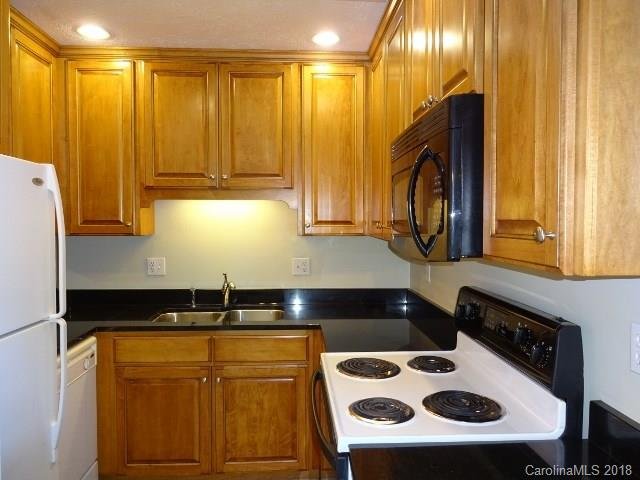 Property image 5 at 427 6th Avenue, Hendersonville, NC 28739