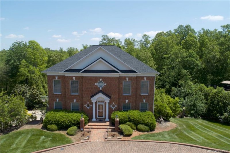 Property image 3 at 3722 8th Street Place, Hickory, NC 28601