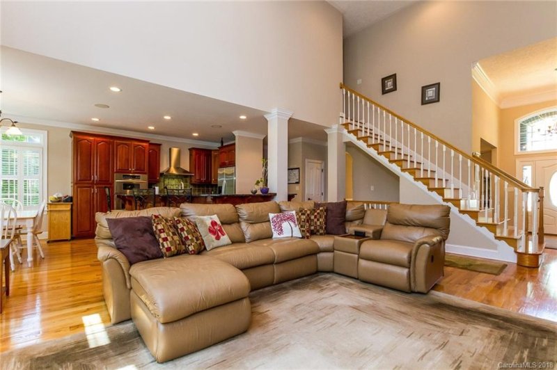 Property image 5 at 7563 Turnberry Lane, Stanley, NC 28164