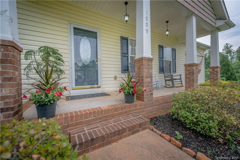 Property image 3 at 1009 Preston Drive, Lowell, NC 28098