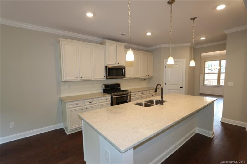 Property image 2 at 112 Avensong Court, Mooresville, NC 28115