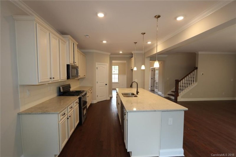 Property image 4 at 112 Avensong Court, Mooresville, NC 28115