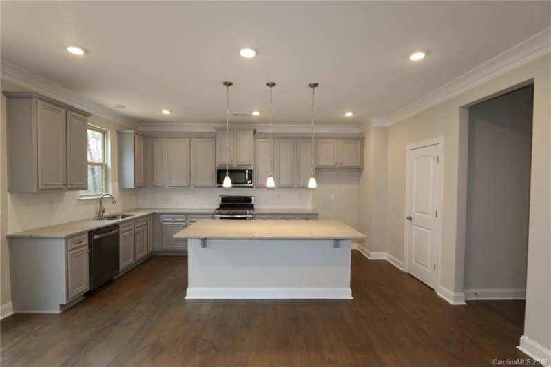 Property image 2 at 108 Avensong Court, Mooresville, NC 28115