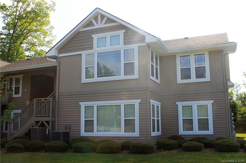 Property image 2 at 89 Morningside Lane, Hendersonville, NC 28792