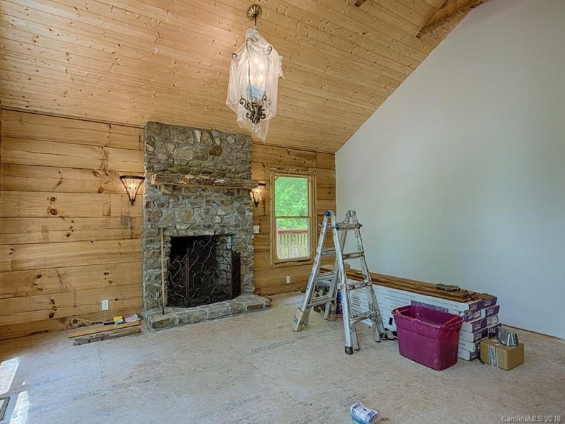 Property image 4 at 850 Cobblestone Drive, Waynesville, NC 28786