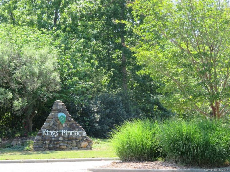 Property image 2 at 5132 Kings Pinnacle Drive, Kings Mountain, NC 28086