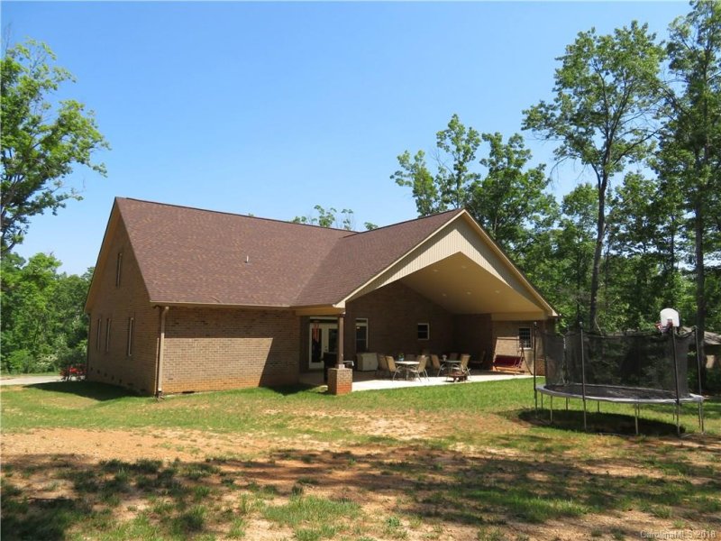 Property image 5 at 5132 Kings Pinnacle Drive, Kings Mountain, NC 28086