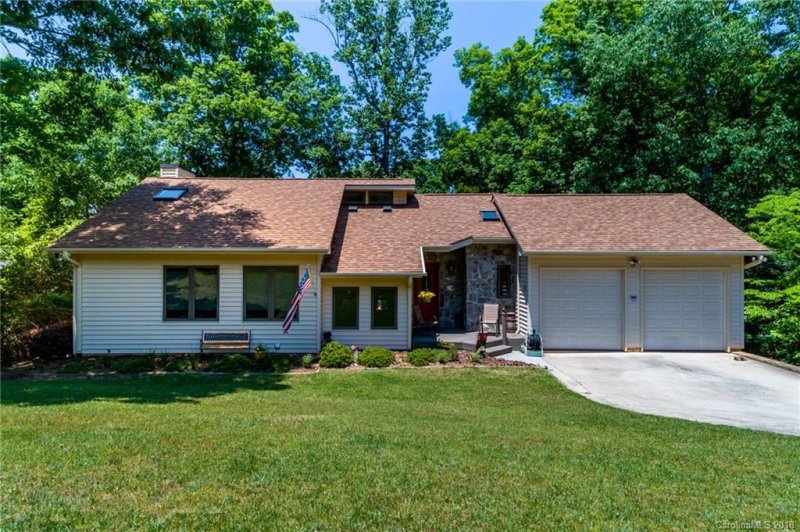 Property image 3 at 204 Tillery Park Drive, Mount Gilead, NC 27306