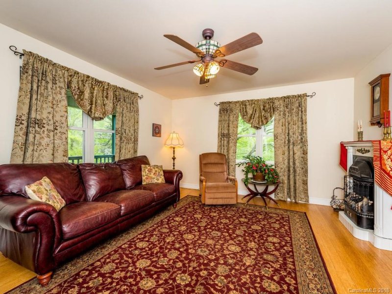 Property image 4 at 6 Countryside Estate, Barnardsville, NC 28709