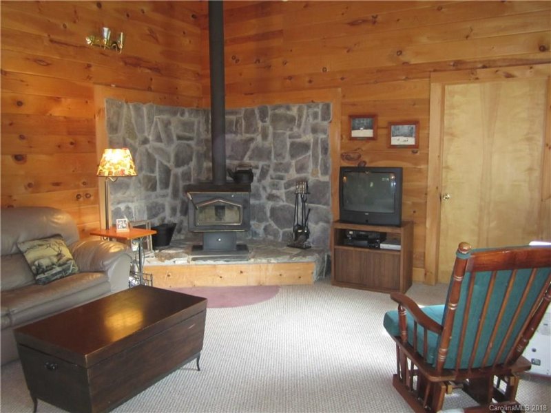 Property image 4 at 29 Woven Cloud Lane, Waynesville, NC 28785