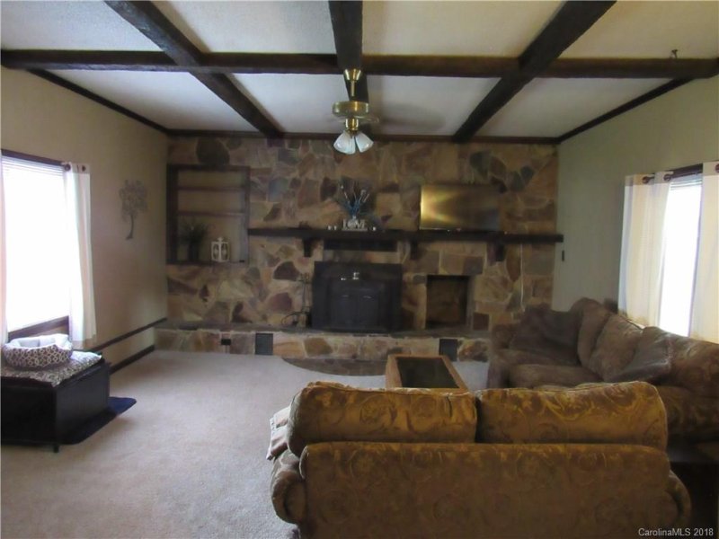 Property image 2 at 305 Meadowood Circle, Kannapolis, NC 28081