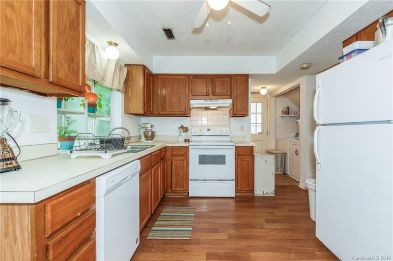 Property image 5 at 7139 Markway Drive, Charlotte, NC 28215