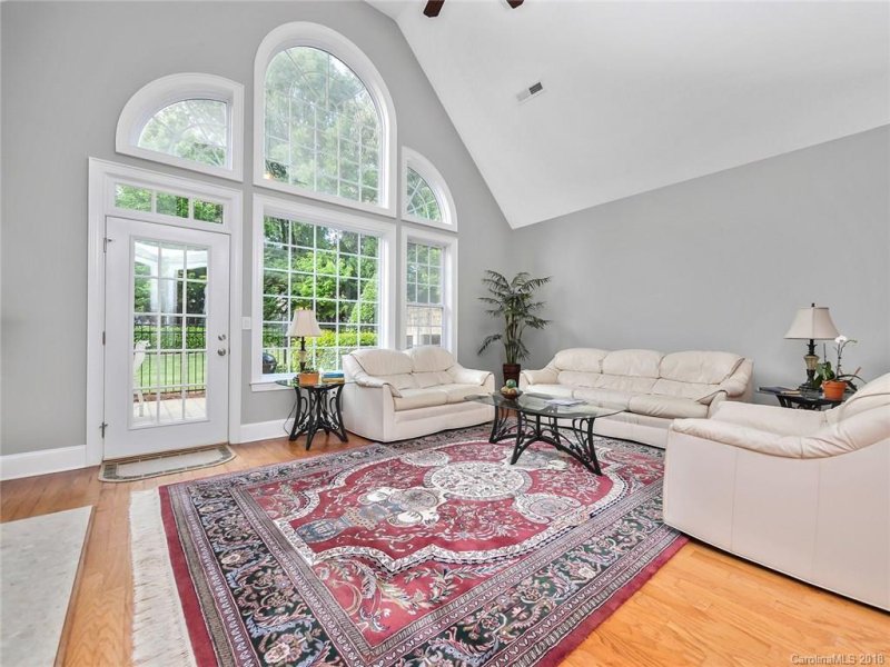 Property image 5 at 11707 Easthampton Circle, Charlotte, NC 28277