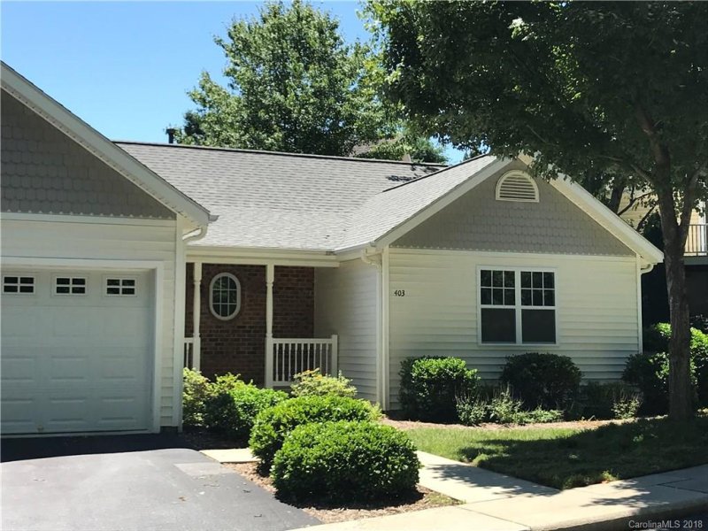 Property image 4 at 403 Charlestown Drive, Hendersonville, NC 28731