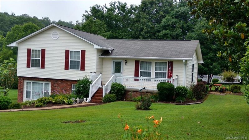 Property image 2 at 32 Evan Tyler Lane, Horse Shoe, NC 28742