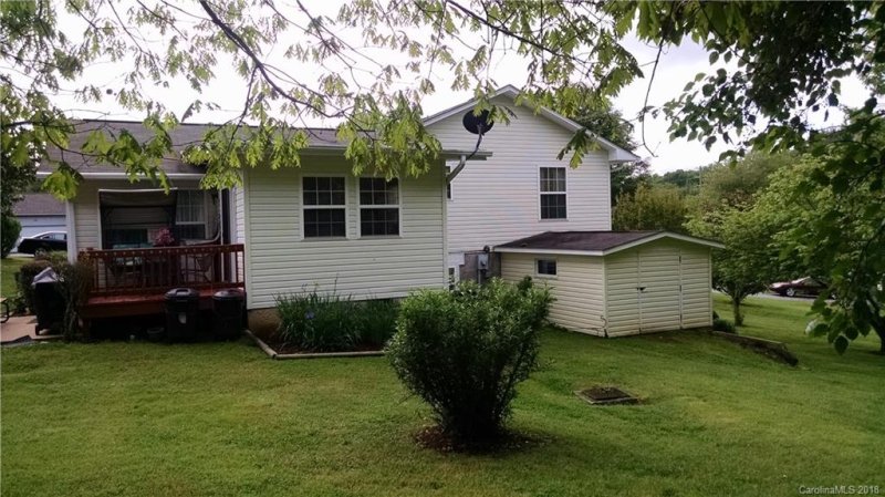 Property image 4 at 32 Evan Tyler Lane, Horse Shoe, NC 28742