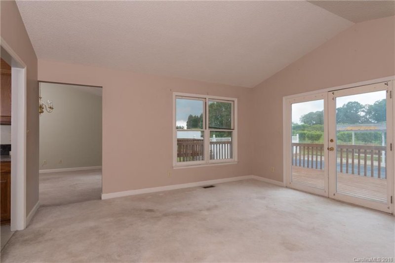 Property image 5 at 106 Country Creek Drive, Kings Mountain, NC 28086