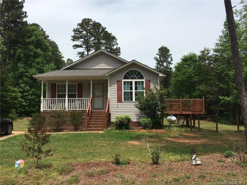 Property image 2 at 147 Island Terrace Road, Statesville, NC 28677