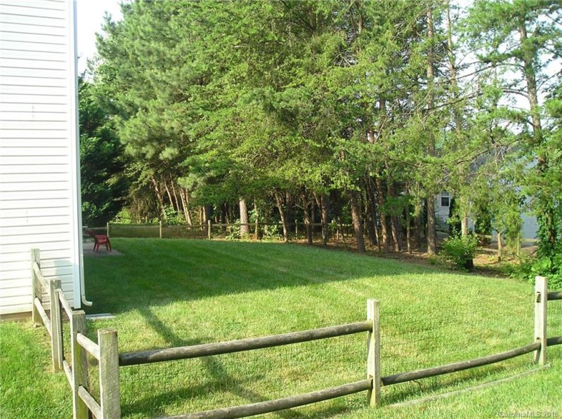 Property image 3 at 128 Vance Crescent Drive, Mooresville, NC 28117