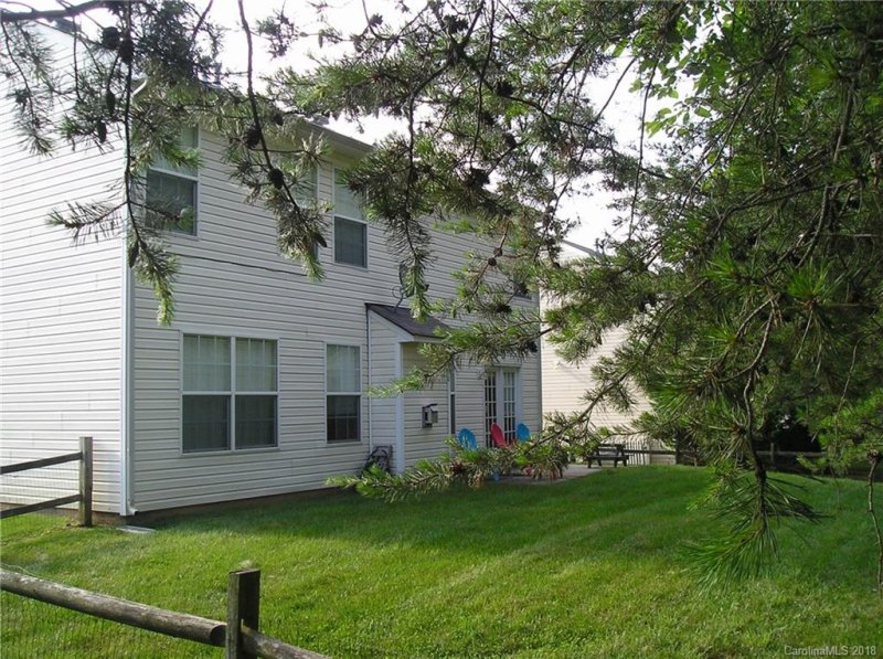 Property image 4 at 128 Vance Crescent Drive, Mooresville, NC 28117