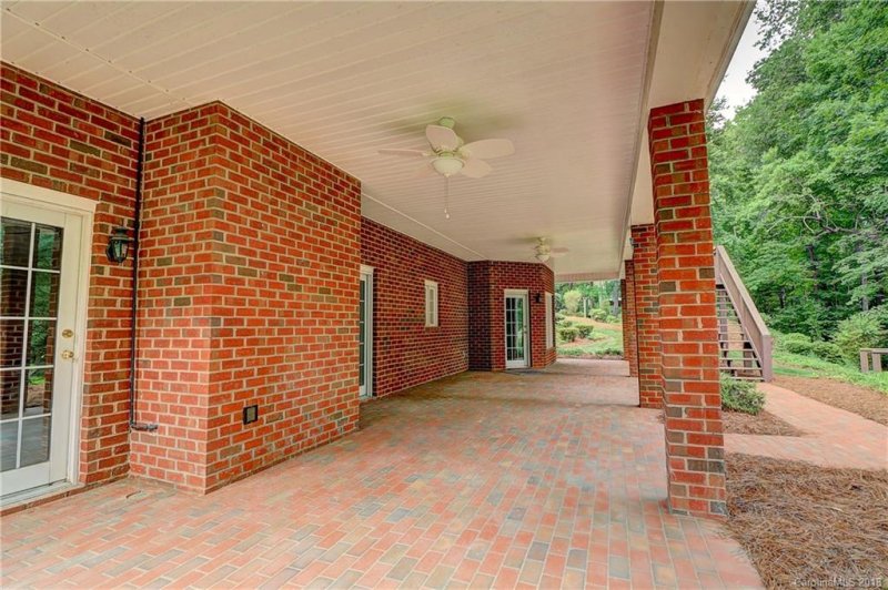 Property image 3 at 908 Cloister Drive, Gastonia, NC 28056