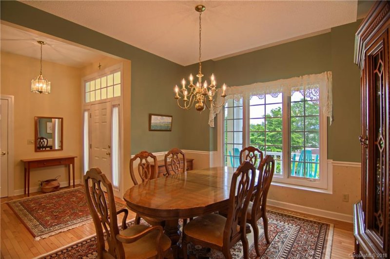 Property image 5 at 100 Bayberry Way, Hendersonville, NC 28739