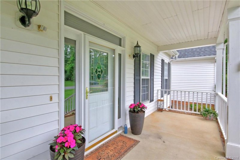 Property image 2 at 109 Kingfisher Drive, Mooresville, NC 28117