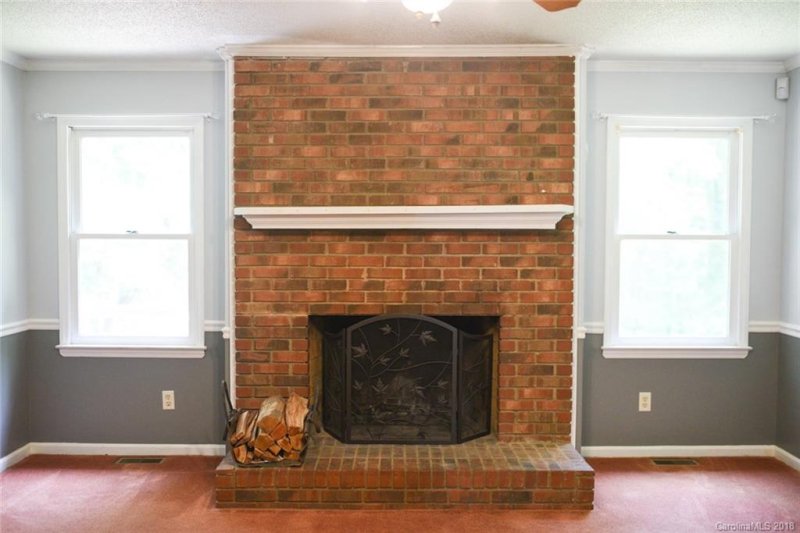 Property image 5 at 514 Touch Me Not Lane, Charlotte, NC 28216