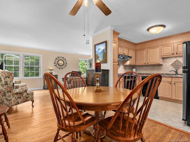 Property image 4 at 57 Beechwood Road, Asheville, NC 28805