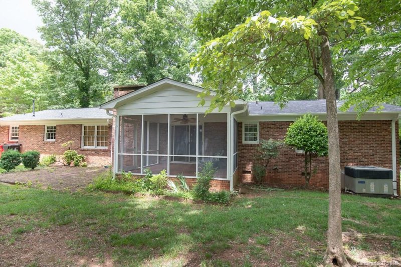 Property image 2 at 162 Vernon Drive, Davidson, NC 28036