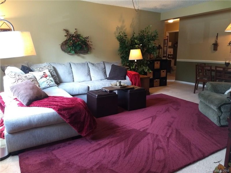 Property image 2 at 27 Capri Lane, Hendersonville, NC 28791