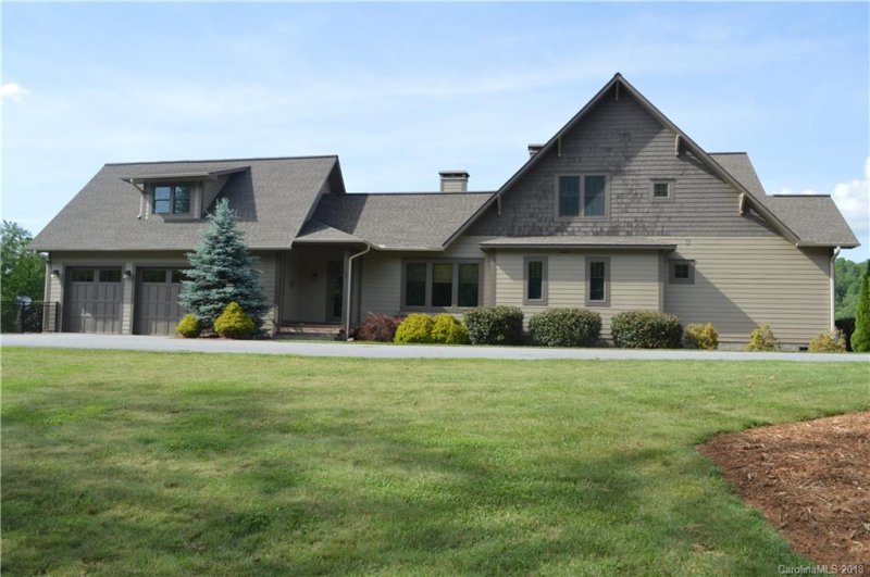 Property image 3 at 216 Stepping Stone Lane, Waynesville, NC 28786