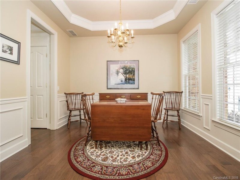 Property image 4 at 336 Robinlynn Road, Matthews, NC 28105