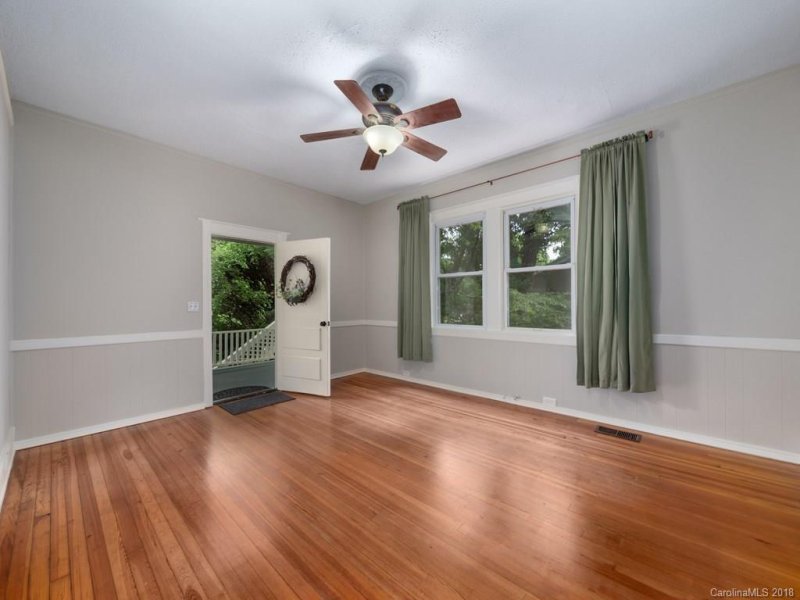 Property image 5 at 36 Sayles Road, Asheville, NC 28803