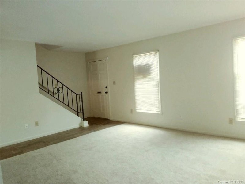 Property image 3 at 1511 Lansdale Drive, Charlotte, NC 28205
