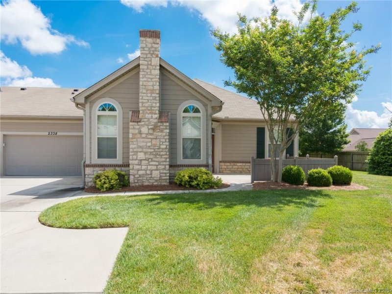 Property image 2 at 2338 Coltsview Lane, Matthews, NC 28105