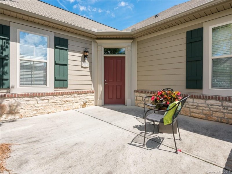 Property image 3 at 2338 Coltsview Lane, Matthews, NC 28105