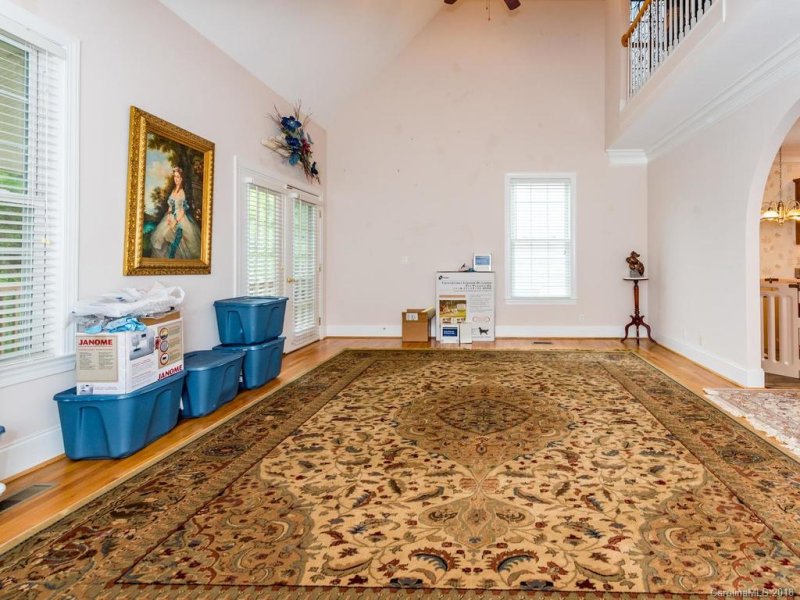 Property image 4 at 118 Willow Oak Drive, Asheville, NC 28805