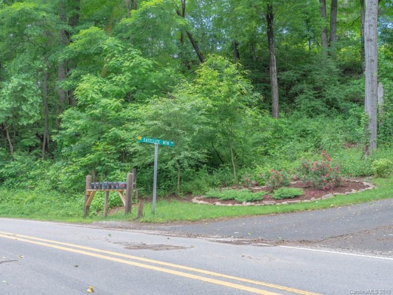 Property image 2 at 0 Satellite Mountain Road, Burnsville, NC 28714