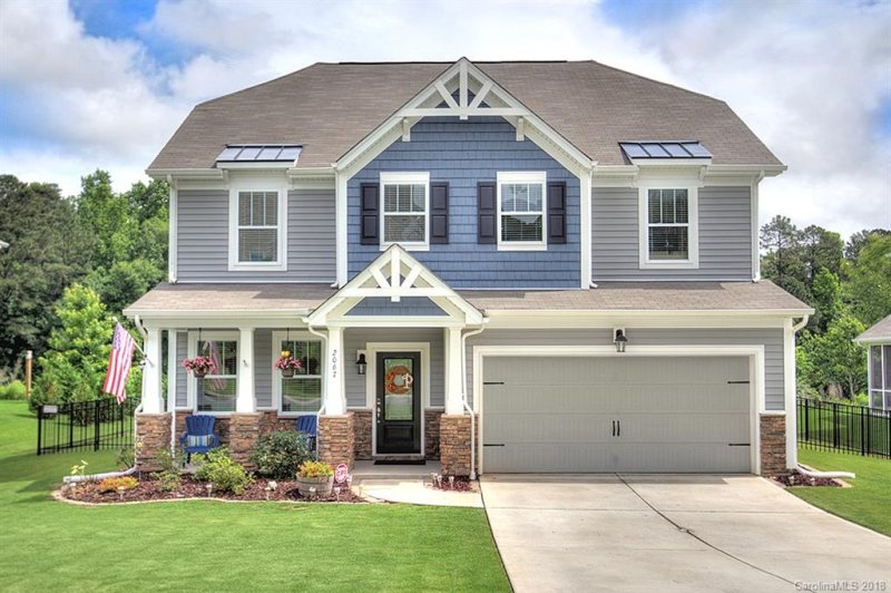 2067 Lakebridge Drive