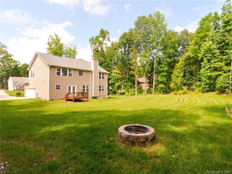 Property image 4 at 9914 Veramonte Court, Charlotte, NC 28227