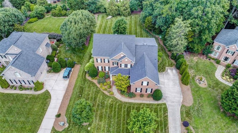 Property image 3 at 9206 Belmont Lane, Marvin, NC 28173