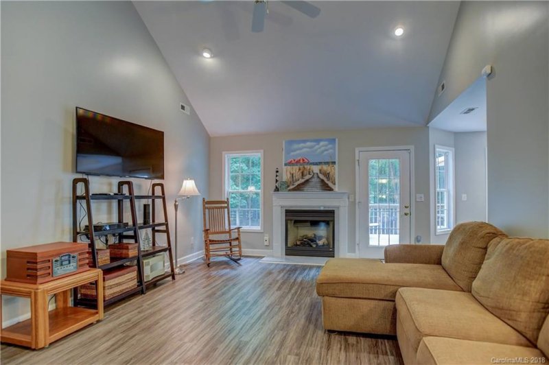 Property image 4 at 446 Mckendree Road, Mooresville, NC 28117