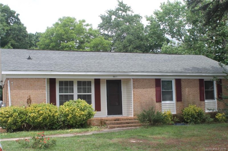 6611 Crab Orchard Court