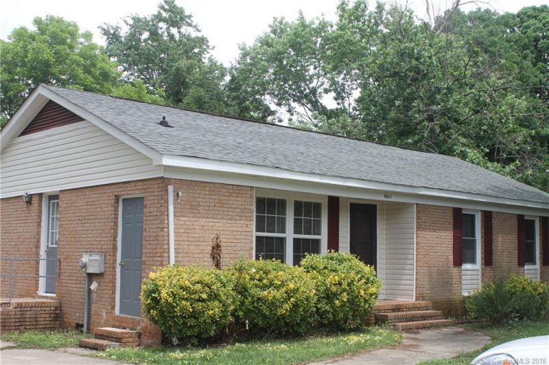 Property image 2 at 6611 Crab Orchard Court, Charlotte, NC 28212