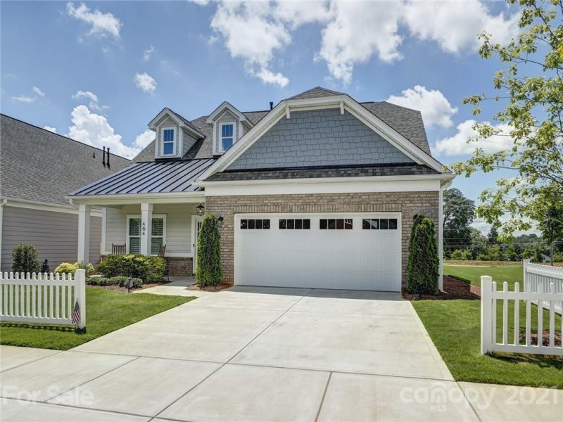 1022 Talbot Drive